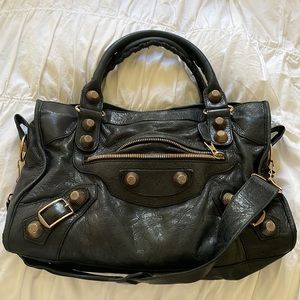 Black balenciaga vintage city bag with giant rose gold hardware